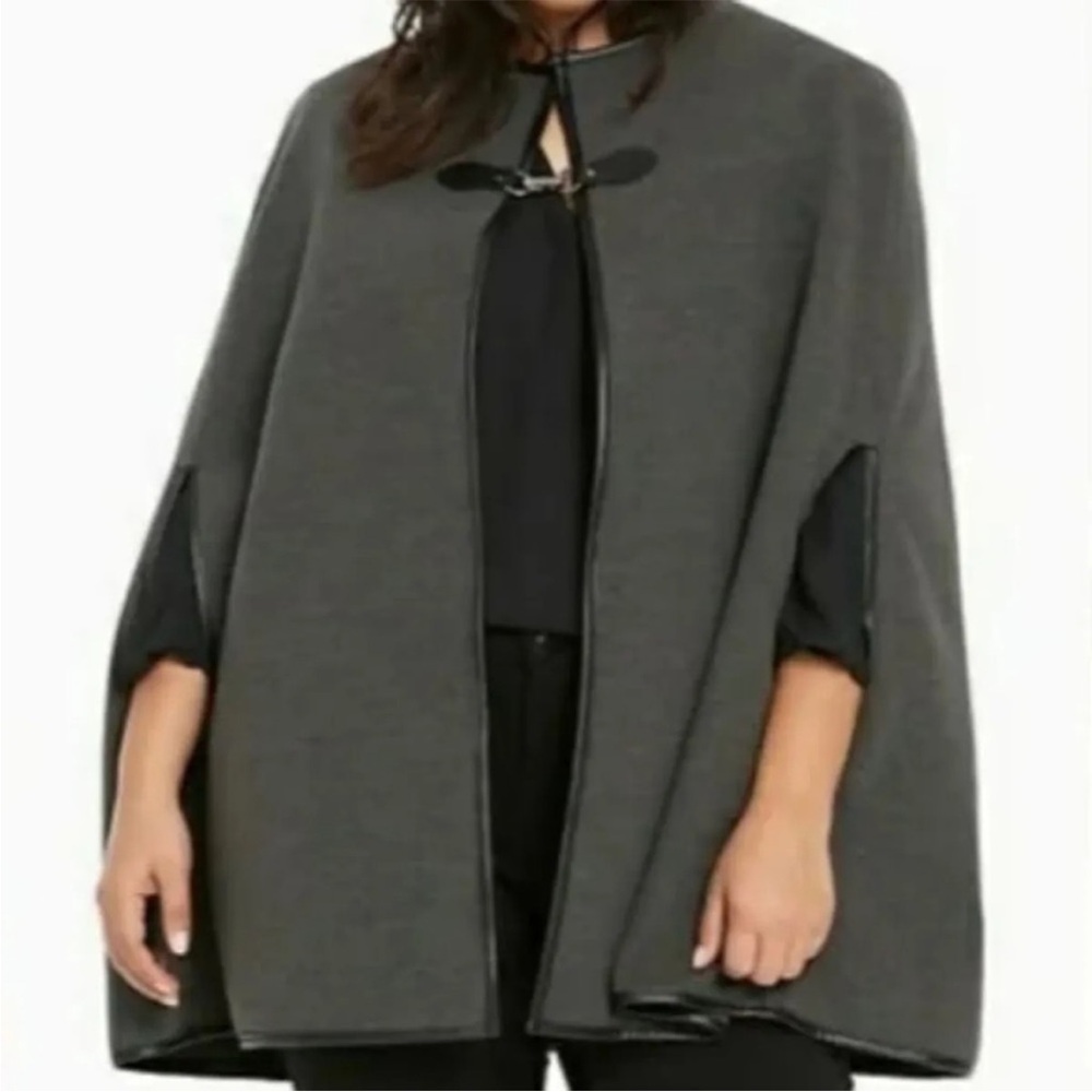 New Torrid Marled Knit Faux Leather Trim One Size Cape Grey
